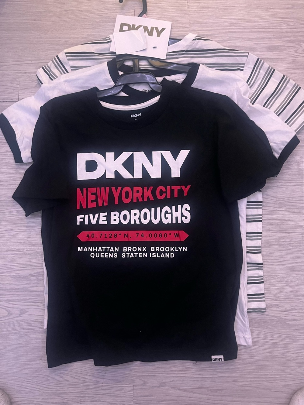 Boy’s DKNY NYC 3 Pack T-shirts Size Large 12 years